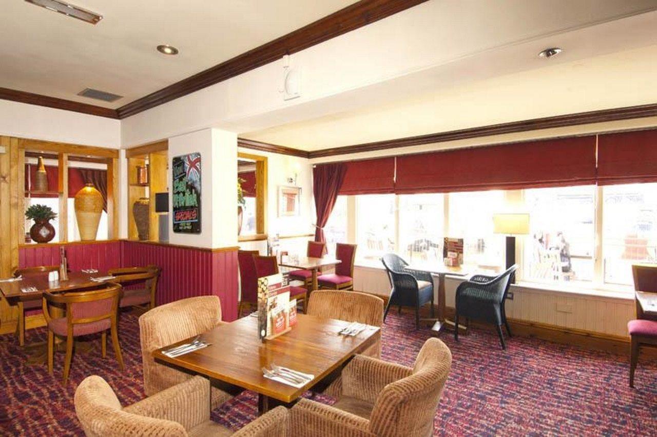 Premier Inn Huddersfield Central Zewnętrze zdjęcie